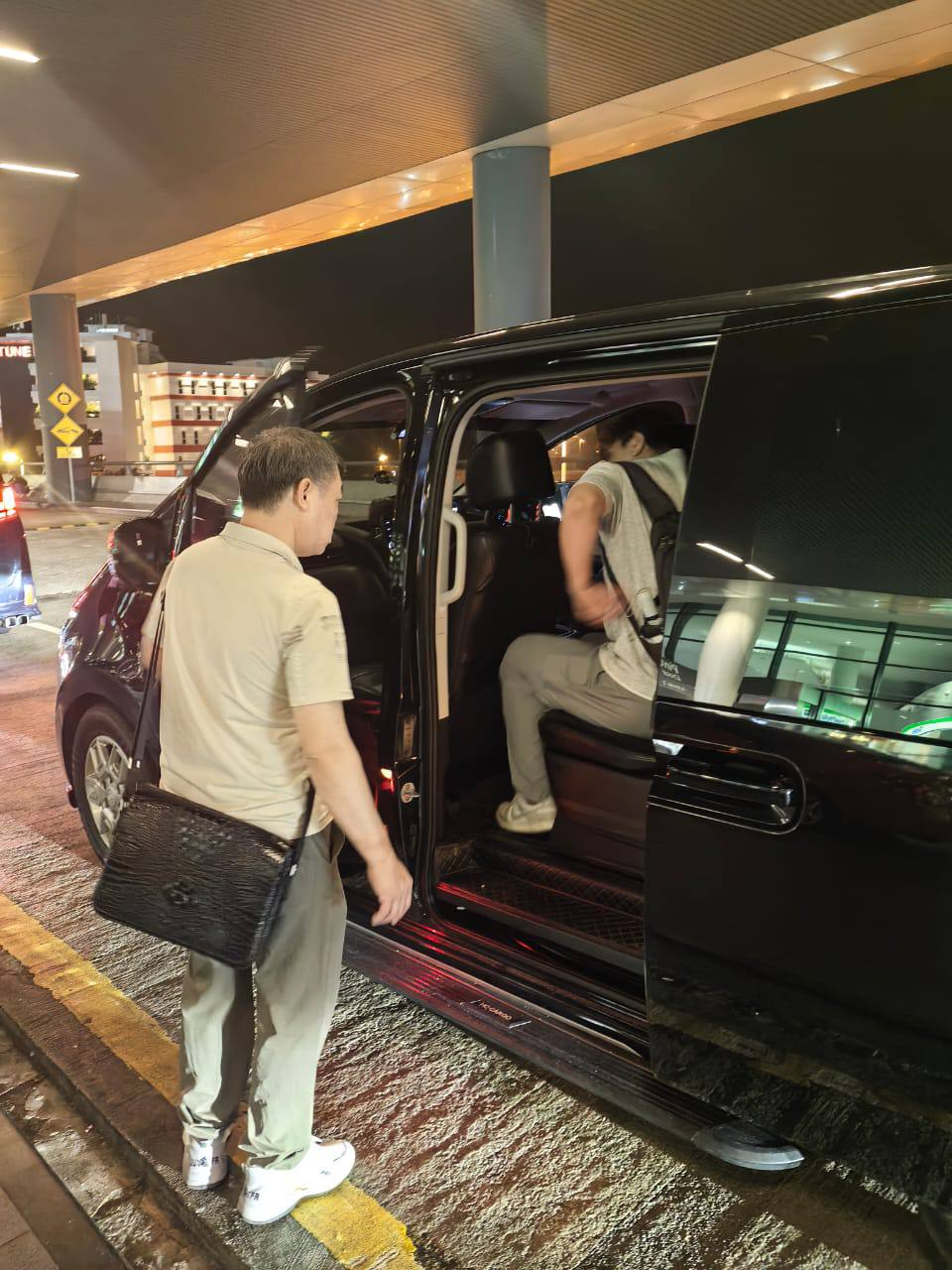 Richman Transport private driver and airport pickup near Malacca